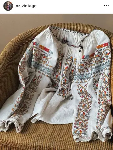 vintage embroidery blouse 자수 블라우스