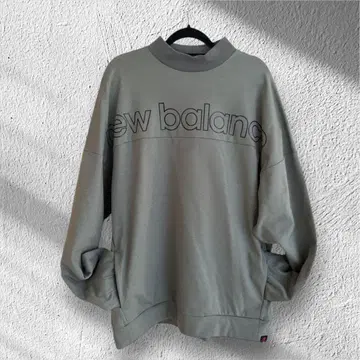 [ 새상품급 ] New Balance 그레이 모크넥 트레이닝복 2XL