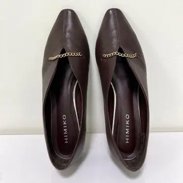 스틸레토 펌프스