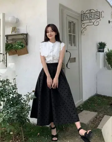 생일 농구화 도트 플레어 스커트