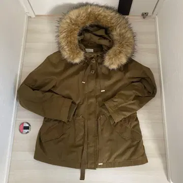 ZARA M 카키 아우터