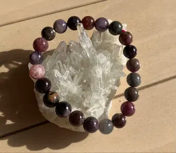 [ 미사용 ] 컬러풀 스피넬 약 9밀리 안지름 16