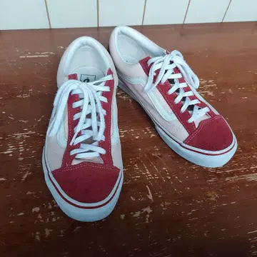 Vans 스니커즈 레드/핑크