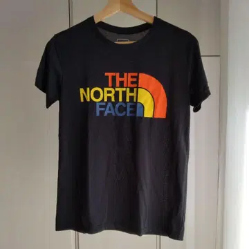 THE NORTH FACE 반팔 티셔츠 블랙