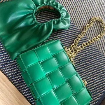 그린 뜨개질 숄더백