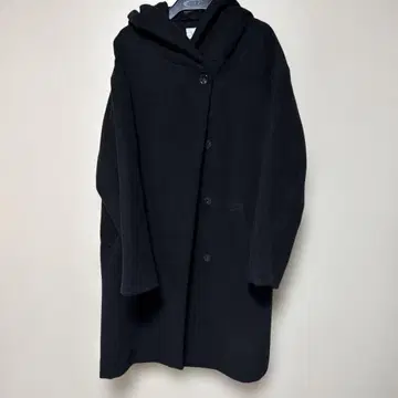 후드 부착 블랙 코트 M 사이즈