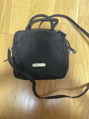 ETRO 블랙 숄더백