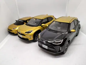 야리스 크로스 컬러 샘플 미니카 1/30 색견본