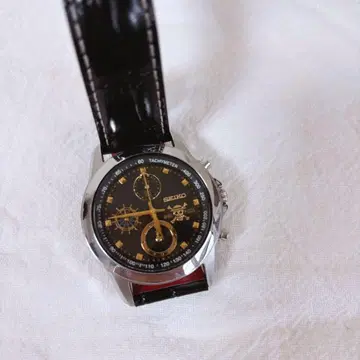 프리미어! 원피스 와 SEIKO 의 콜라보 시계