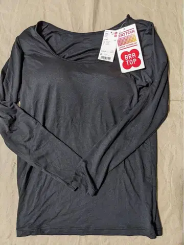 유니클로 히트텍 브라 U넥T L 사이즈