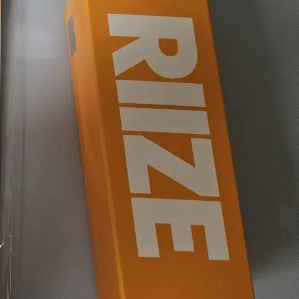 라이즈 아모레퍼시픽 립밤 응원봉 미개봉