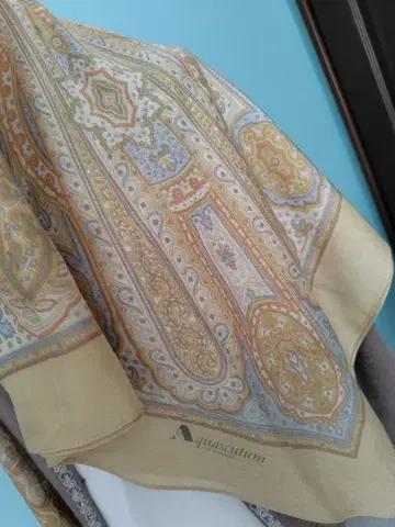 Aquascutum 페이즐리 무늬 스톨