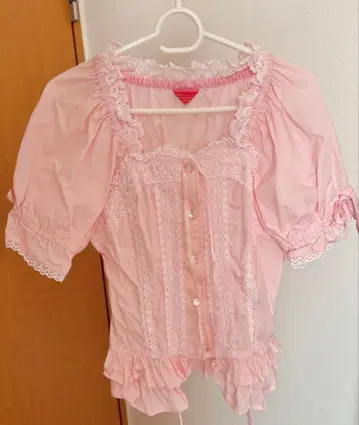 BABY 공주 소매 뒷부분 셔링 블라우스