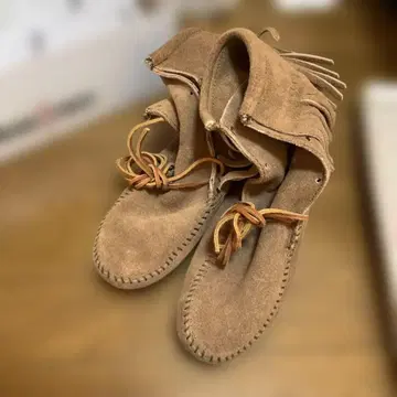 미네통카 브라운 프린지 부츠 size6