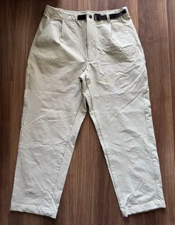 GOLDWIN One Tuck Tapered Ankle Pants 2