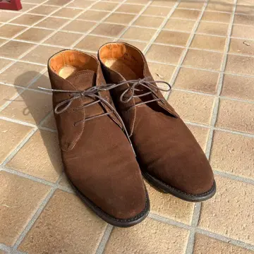 브라운 스웨이드 처카 부츠 ARDEN HILLS 새상품급