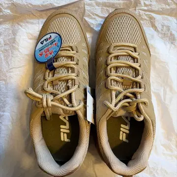 새상품 FILA 휠라 베이지 트레킹 슈즈 스니커즈 방수 기능 등산