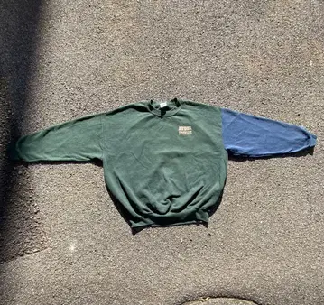 메이드인 USA 빈티지 다크 그린 & 네이비 로고 맨투맨 M