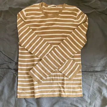 갤러리 바이 코튼 보더 니트 베이지