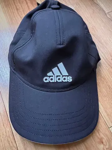 adidas AEROREADY 블랙 캡