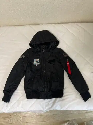 알파인더스트리 충전솜 후드 플라이트 자켓 블랙 (사이즈: S)