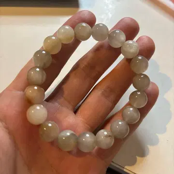 아름다운 화이트 래빗 헤어 루틸! 찌릿하게 다가와!