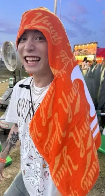 유우리 2024 후드 부착 타월 페스티벌 타월 오렌지