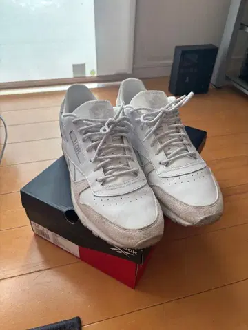 리복 1LDK 화이트 스니커즈