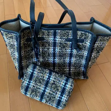 지아니카리니 멀티 셀라 트위드 토트백 새상품급