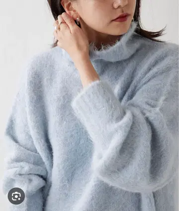 개럴개런트 스탠드 넥 샤기 니트 블루