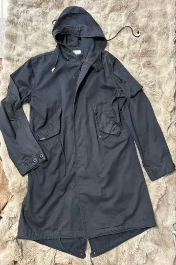 AVIREX 블랙 모즈 코트 XL