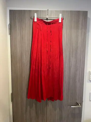 iki 레드 플레어 스커트 허리밴딩