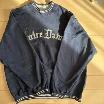 Notre Dame 로고 맨투맨 네이비