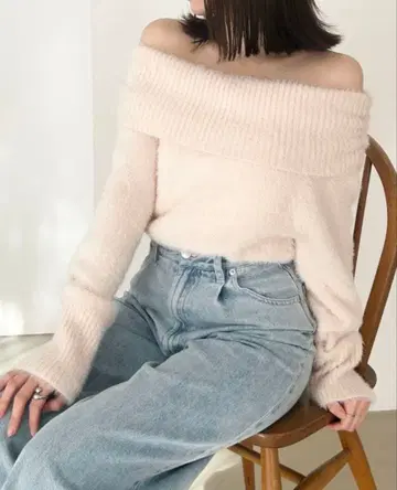 [ Heather ] 오프숄더 샤기 니트