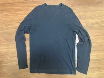 투모로우랜드 트리코 코튼 V넥 니트 얇은 소재 M 네이비