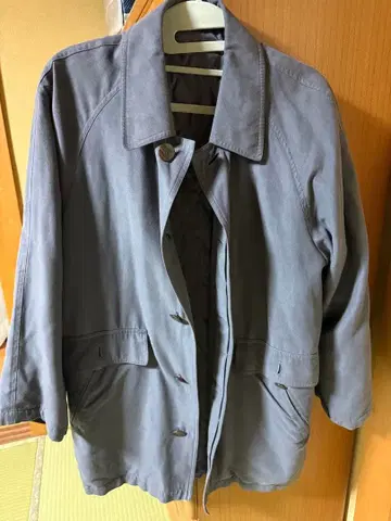 그레이 코트 퀼팅 라이닝