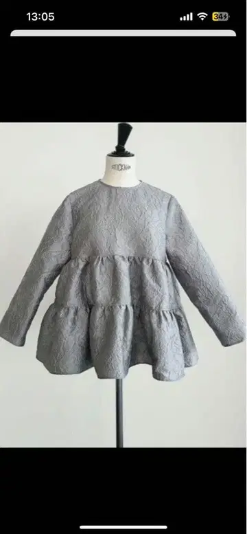 OHGA 자카드 개더 블라우스 그레이