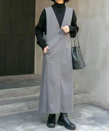 택 포함 새상품 FORK&SPOON 핀스트라이프 V넥 원피스