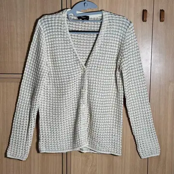 Theory 턱 레이스 패턴 가디건 S 사이즈