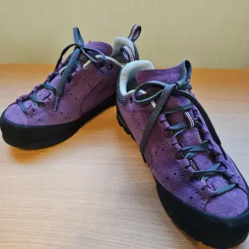 mont-bell 트레킹 슈즈 보라색