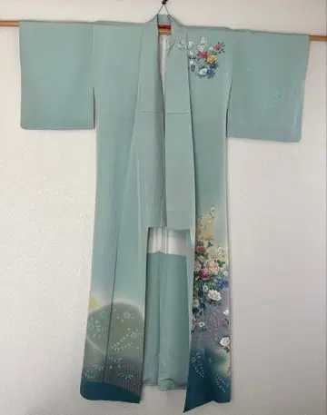 호몬기 이중 기모노 자수 금채 꽃 문양 없는 기모노