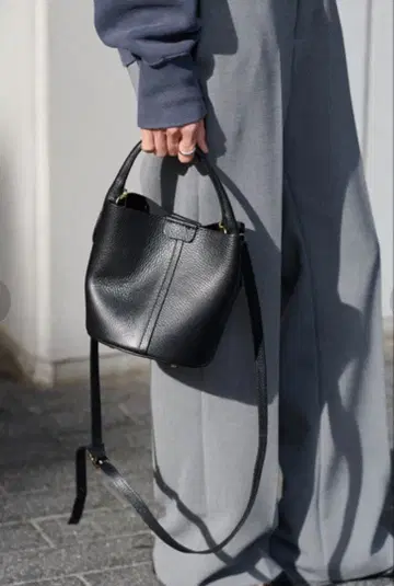 ANDREA CARDONE basket 백