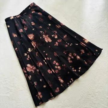 고품질 가을/봄 [M] 플리츠 스커트 블랙 꽃무늬 얇은 소재 외출용