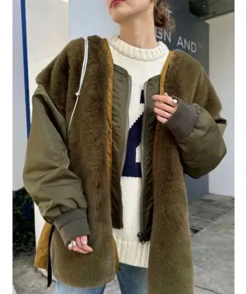 etsinta/에신타 차오패닉 티피 퍼 절개 자켓