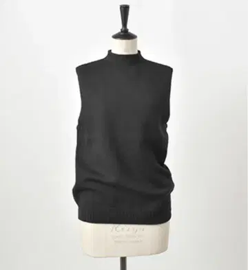 소리아 니트 베스트