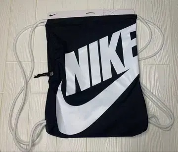 미사용 새상품 NIKE 나이키 냅색 헬스장 가방 사이드 지퍼 부착 블랙