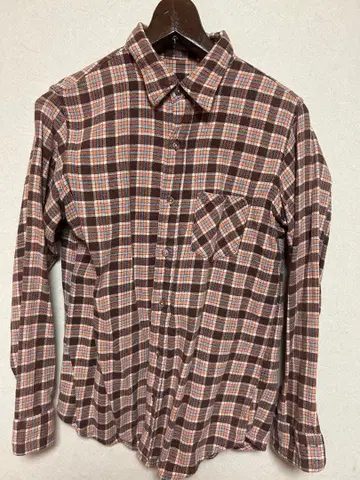 체크 무늬 긴팔 플란넬 셔츠