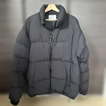 BAYFLOW 블랙 다운 자켓