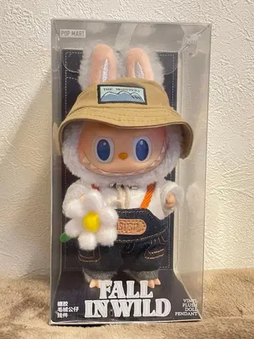 popmart LABUBU FALL IN WILD