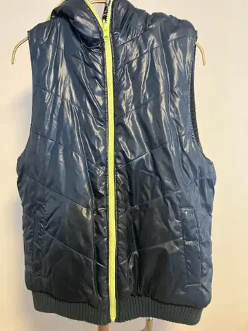 네이비 리버서블 다운 베스트 후드 부착